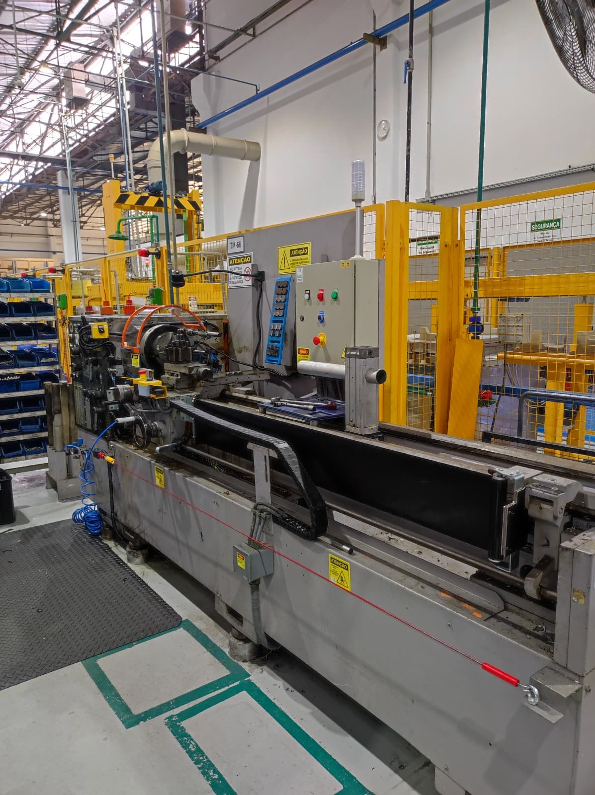 Máquina adequada à NR-12